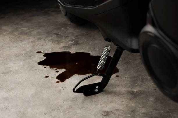 why can you use car oil in motorcycles
